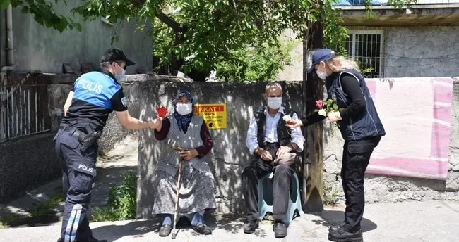 bu bayramda da yasli ve cocuklar