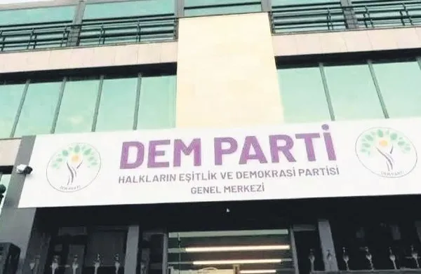 abdullah-ocalanin-cagrisi-ana-muhalefeti-salladi-ozgur-ozel-ekrem-imamoglu-mansur-yavas-ve-kemal-kilicdaroglu-1740802959868.jpeg