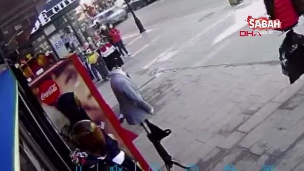 Aksaray'da kaldırımda anneannesini bekleyen Dilek'e yumruklu saldırı kamerada | Video