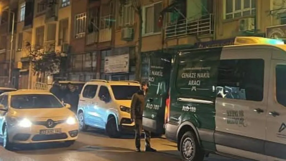 2 çocuk annesi eşini vahşice katletti