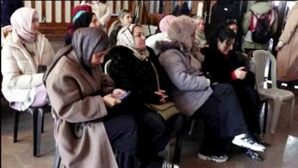 sirkeci-garinda-en-iyi-narkotik-polisi-anne-semineri-yapildi-1744480299806.jpg