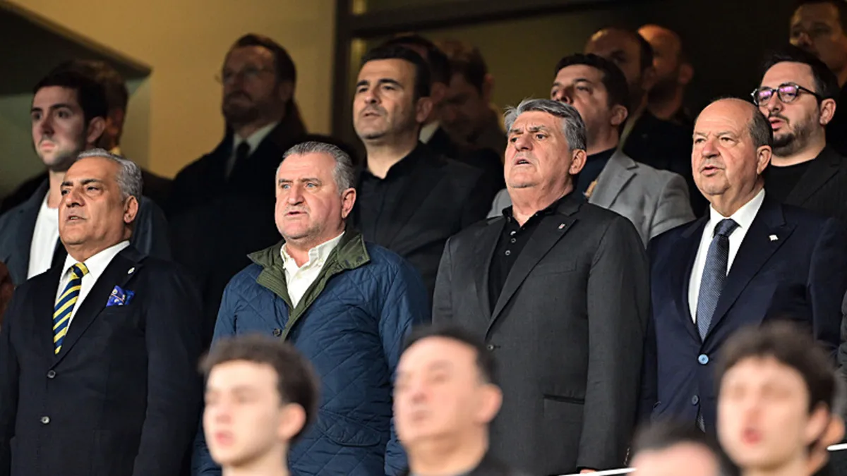 Beşiktaş’ta Serdal Adalı’dan MHK’ya istifa çağrısı! Beşiktaş’ta Serdal Adalı’dan MHK’ya istifa çağrısı!