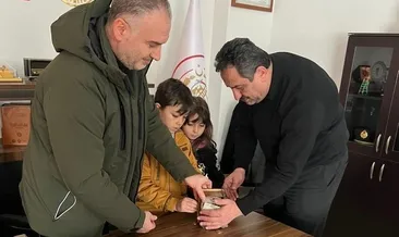 Kendileri küçük yürekleri büyük: Depremzedeler için bağışladılar