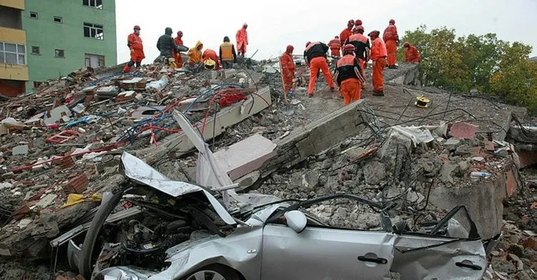 Van depremi şiddeti kaçtı, kaç saniye sürdü? 23 Ekim Van Erciş depremi kaç büyüklüğündeydi, kaç kişi öldü, ne zaman oldu?