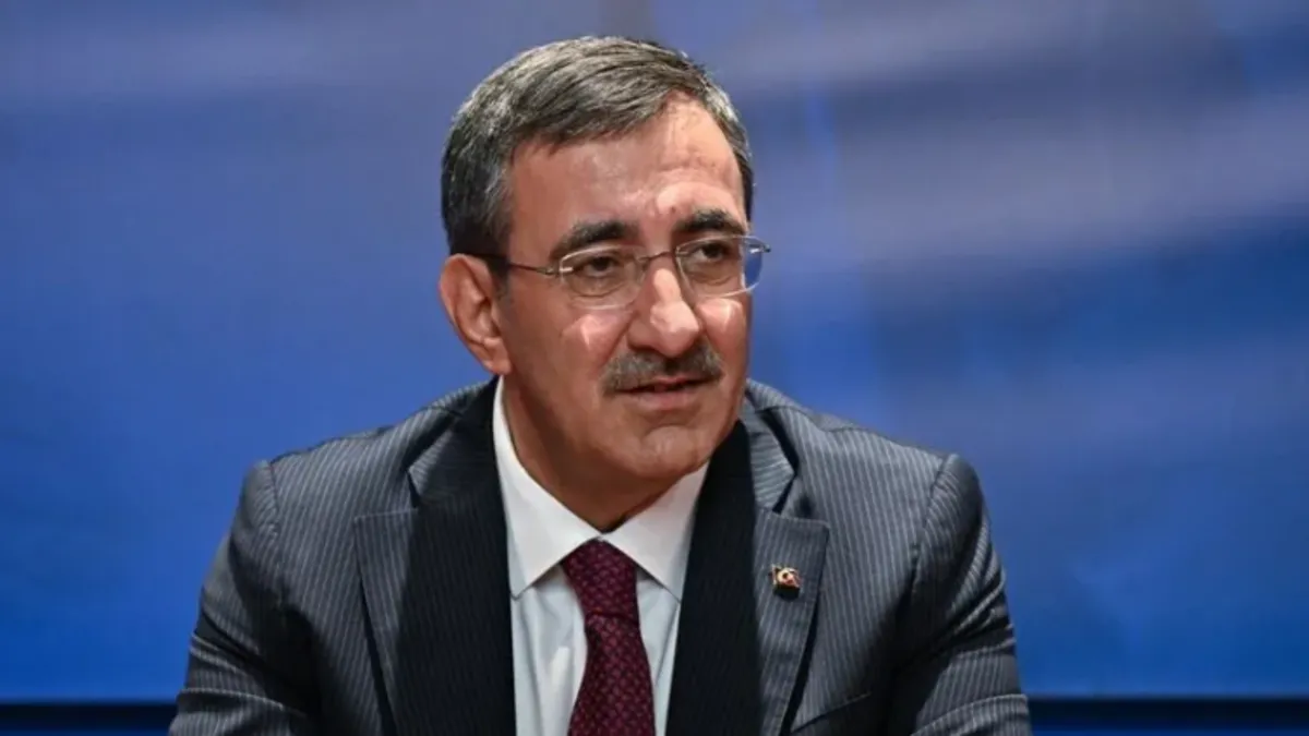 Cumhurbaşkanı Yardımcısı Cevdet Yılmaz: Bağımlılıkla mücadeleyi Türkiye’nin her köşesinde bütüncül bir anlayışla yürütüyoruz Cumhurbaşkanı Yardımcısı Cevdet Yılmaz: Bağımlılıkla mücadeleyi Türkiye’nin her köşesinde bütüncül bir anlayışla yürütüyoruz