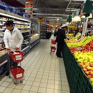 Milyarlarca lira poşetle çöpe gidiyor