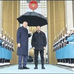 YÜKSEL AYTUĞ / Düştünüz mü şimdi elimize?