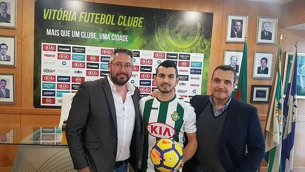 Emrah Başsan Portekiz'de kurtarıcı olarak karşılandı!