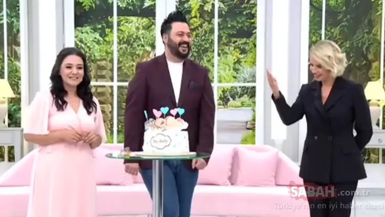 Caner Toygar ve eşi, Esra Erol canlı yayınında çocuklarının cinsiyetini öğrendi! İşte Caner Toygar ve eşinin o heyecan dolu anları!