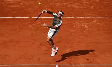 Fransa Açık’ta Rafael Nadal ve Roger Federer yarı finalde