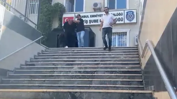 dublor-kullanip-is-adamlari-adina-hesap-actilar-akillara-durgunluk-veren-dolandiricilik-yontemi-detaylarina-sa-1726296364607.jpg