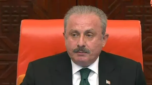 son-dakika-tbmm-3-aylik-aradan-sonra-aciliyor-tbmm-baskani-mustafa-sentop-konusuyor-1664622945703.jpeg