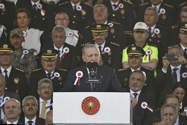 son-dakika-baskan-erdogan-teror-orgutu-kipirdayamaz-halde-1719335893933.jpeg SON DAKİKA| Başkan Erdoğan: Terör örgütü kıpırdayamaz halde