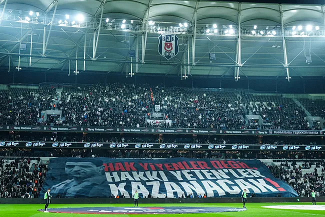 son-dakika-haberi-besiktas-kasimpasayi-2-golle-gecti-1773947249329.jpeg