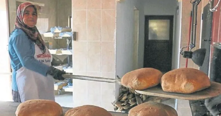 Ekmekleri kadın ustalar yapıyor