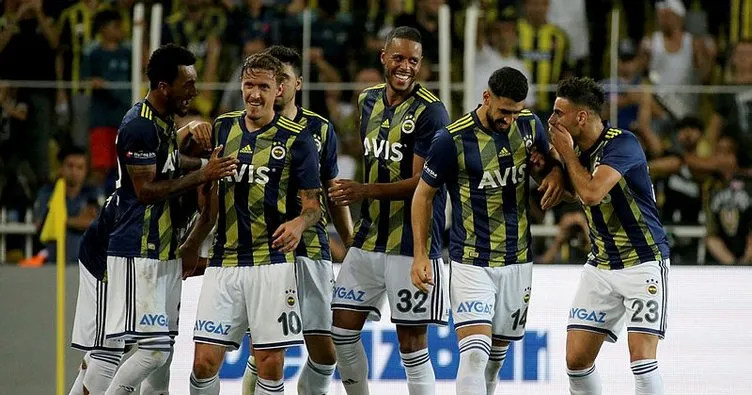 Fenerbahçe’de flaş ayrılık kararı! Sezon başında gelmişti...