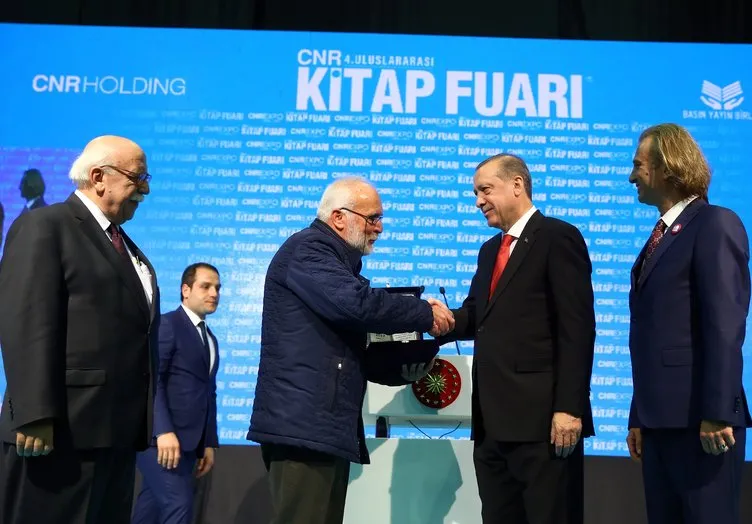 Cumhurbaşkanı Erdoğan 4. CNR İstanbul Uluslararası Kitap Fuarı’na katıldı