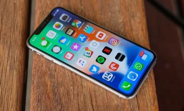 Apple üç yeni iPhone'la rakiplerini sollayacak!