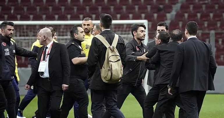 SON DAKİKA HABERLERİ: Galatasaray - Fenerbahçe derbisinin faturası belli oluyor! Kim, ne kadar ceza alacak? İşte tüm detaylar