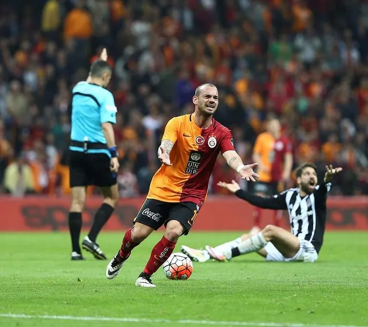 Sneijder ve Galatasaray evliliği bitti!