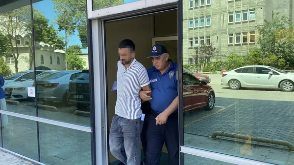 samsunda-dehset-sacti-temizlik-iscisine-akilalmaz-saldiri-benim-yanimda-cop-toplayamazsin-1782990047153.jpg