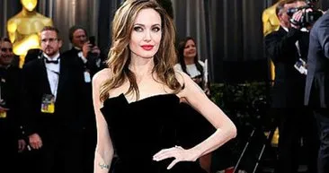 Dünyaca ünlü yıldız Angelina Jolie ile ilgili bu gerçeğe inanamayacaksınız!