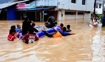 Endonezya’da doğal afetler 4 bin 211 can aldı