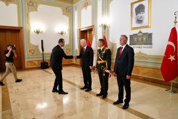 bogazda-donanma-vatan-caddesinde-zafer-selami-istanbulda-30-agustos-coskusu-1788092107300.jpg
