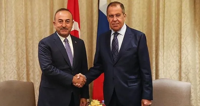 Dışişleri Bakanı Çavuşoğlu, Katar'da Rus mevkidaşı Lavrov ile görüştü