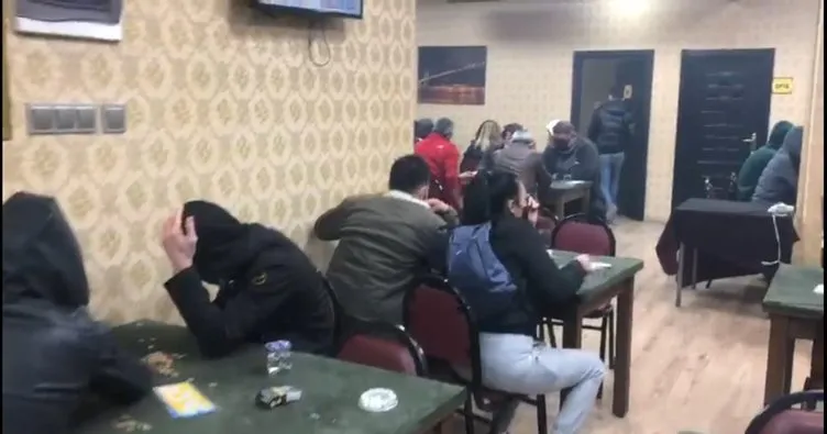 Eskişehir’de 55 kişi dernekte kumar oynarken yakalandı