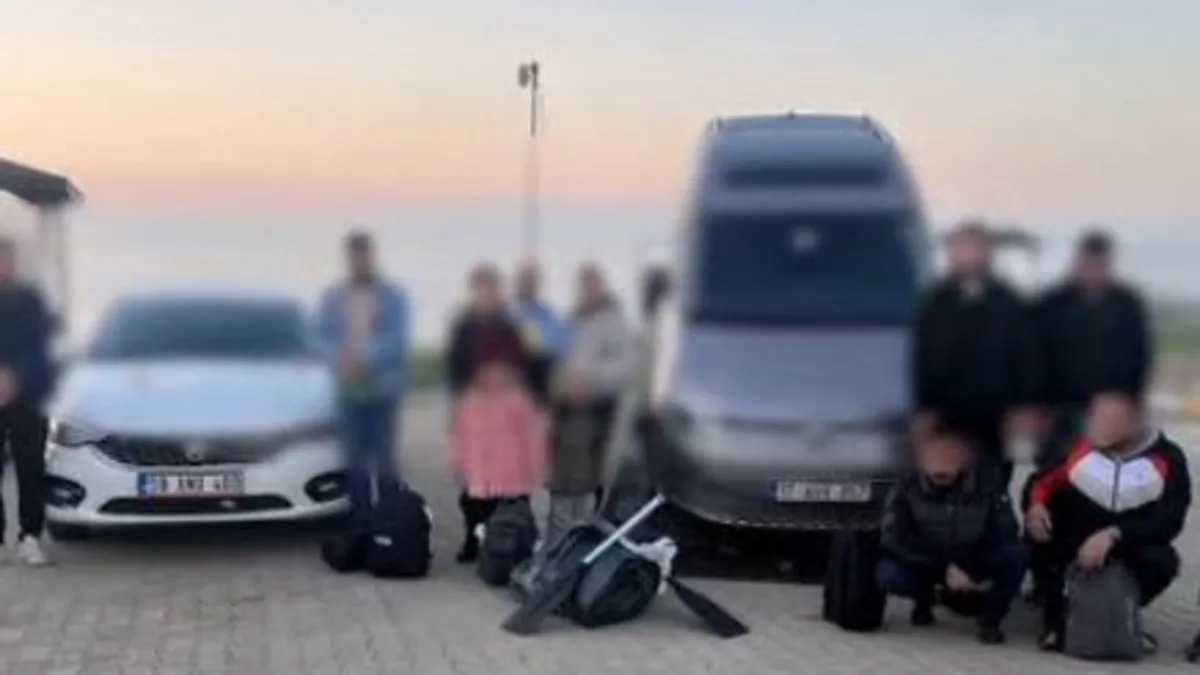 Tekirdağ’da göçmen kaçakçılığına darbe! 6 organizatör tutuklandı! 20 düzensiz göçmen yakalandı Tekirdağ’da göçmen kaçakçılığına darbe! 6 organizatör tutuklandı! 20 düzensiz göçmen yakalandı