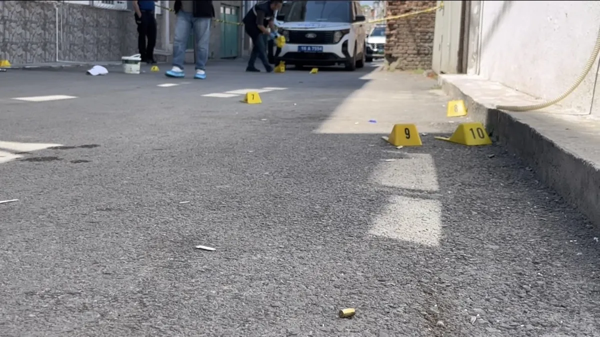 Bursa’da dehşet: Sokak ortasında kurşun yağmuruna tuttu! 1 ağır yaralı
