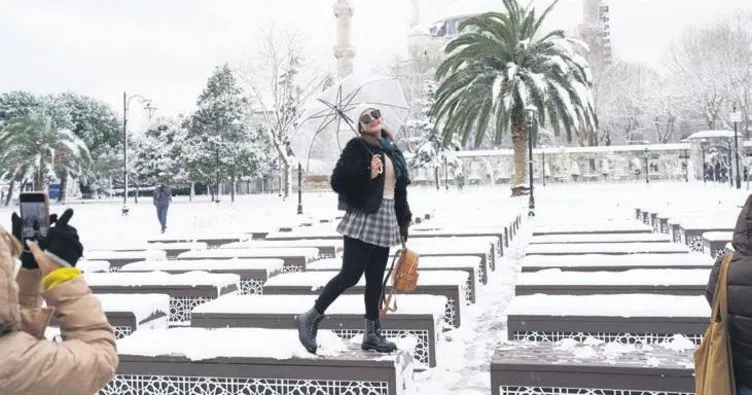 İstanbul’da kartpostallık kar manzaraları mest etti