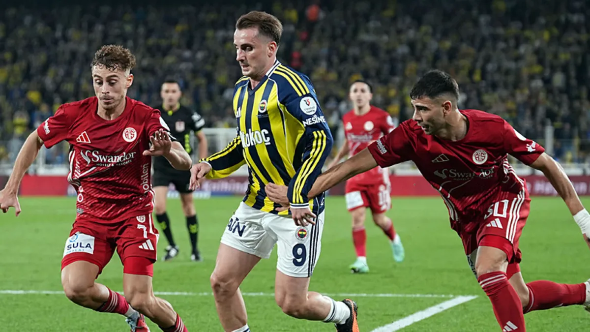 CANLI | Süper Lig’de Antalyaspor – Fenerbahçe maçı!