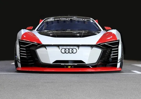 Audi e-tron Vision Gran Turismo'nun gerçeğini ürettiler