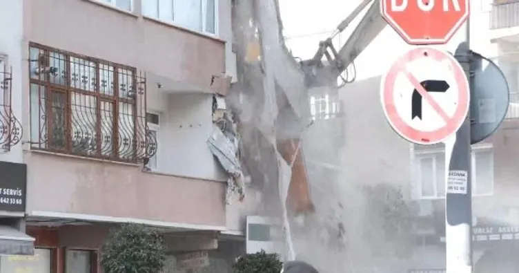Bahçelievler’de boşaltılan apartman yıkılıyor: Arkasındaki 2 bina için de açıklama yapıldı!