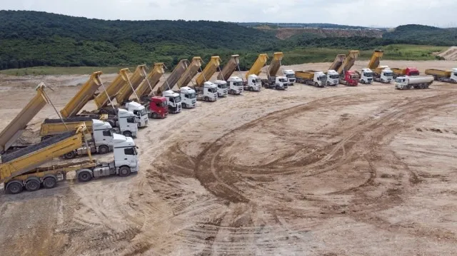 SON DAKİKA | Ekrem İmamoğlu İBB’yi böyle hortumladı! Kamu kredisini yurtdışına yolladı