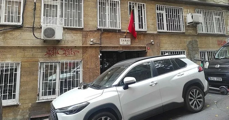 Orhan Pamuk komşularıyla mahkemelik