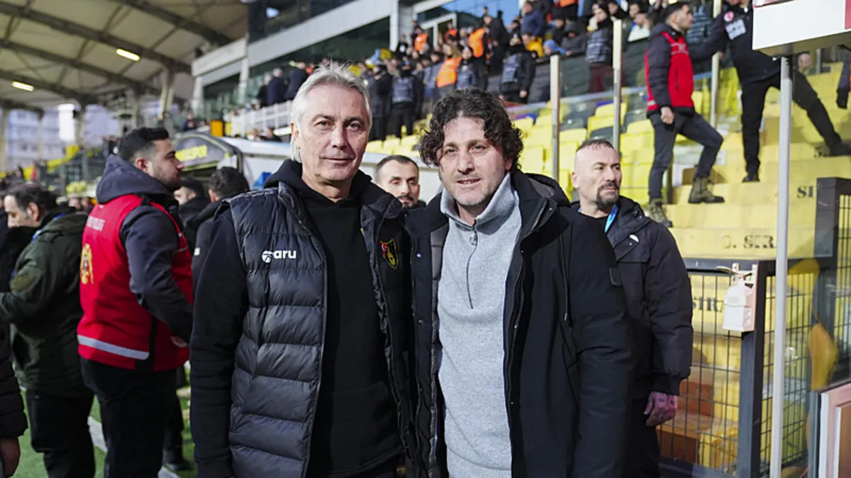 Fatih Tekke: 11’e 11 oyundan memnun değilim Fatih Tekke: 11’e 11 oyundan memnun değilim