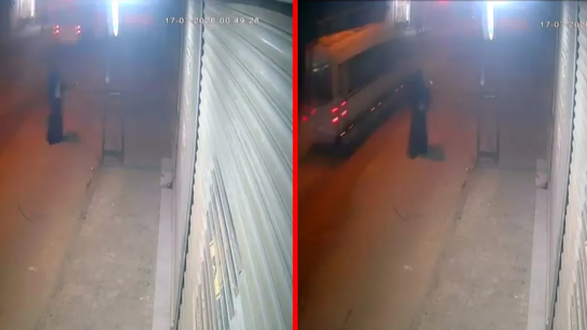 Adana’da dehşet! Tanınmamak için çarşaf giydi iş yerini kurşun yağmuruna tuttu! O anlar kamerada Adana’da dehşet! Tanınmamak için çarşaf giydi iş yerini kurşun yağmuruna tuttu! O anlar kamerada