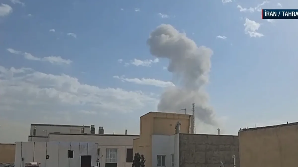 SON DAKİKA… İran’ın başkenti Tahran’da patlama sesleri! İsrail’den ilk açıklama: Önleyici saldırı başlattık SON DAKİKA… İran’ın başkenti Tahran’da patlama sesleri! İsrail’den ilk açıklama: Önleyici saldırı başlattık