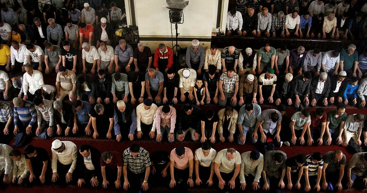 Cuma namazı evde kılınır mı?