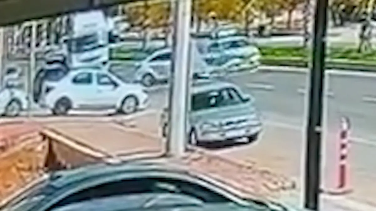 Şanlıurfa’da feci kaza! 2 otomobilin karıştığı çarpışmada 3 yaşındaki çocuk hayatını kaybetti: O görüntüler yürek parçaladı Şanlıurfa’da feci kaza! 2 otomobilin karıştığı çarpışmada 3 yaşındaki çocuk hayatını kaybetti: O görüntüler yürek parçaladı