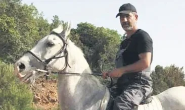 Atlarla fotoğrafını sildi