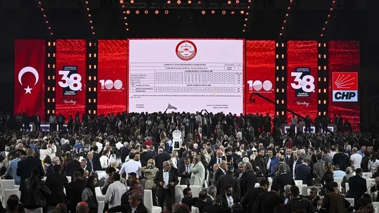 SON DAKİKA | CHP’de ortalık toz duman! Küfürler ve yumruklar havada uçuştu