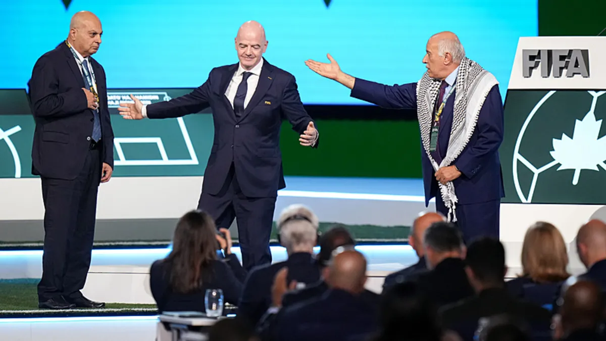 FIFA kongresinde tarihi rest.. İsraillinin elini asla sıkmam