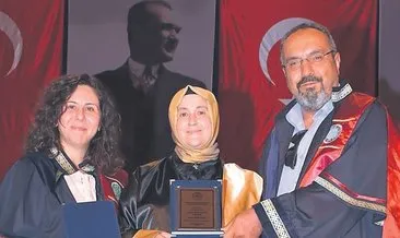 50 yaşında sanat tarihinden birincilikle mezun oldu #bursa