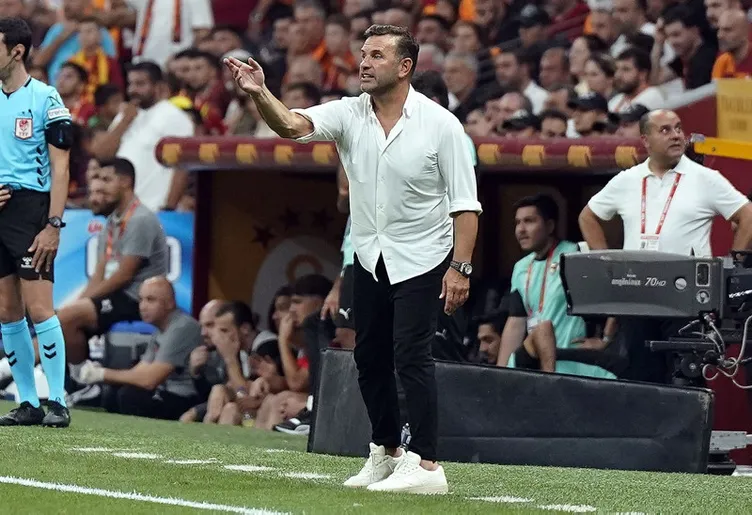 SON DAKİKA GALATASARAY HABERLERİ: Devre arasında ilk transfer belli oldu! Galatasaray beklenmedik ismi alıyor…