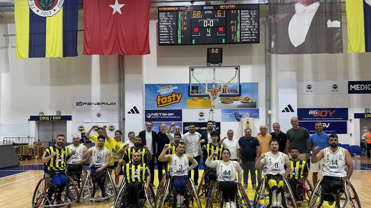Fenerbahçe İstanbul Jet ve Beşiktaş takımlarının Tekerlekli Sandalye Basketbol Süper Ligi final maçı