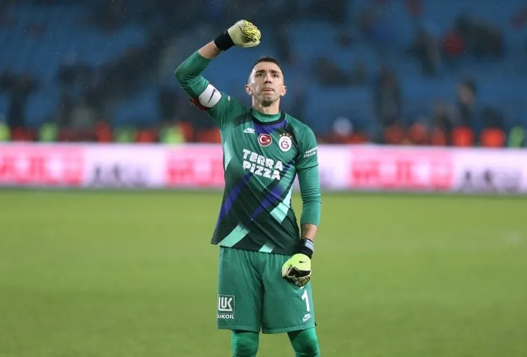 Galatasaray'da flaş transfer gelişmesi! Fernando Muslera'ya teklif var